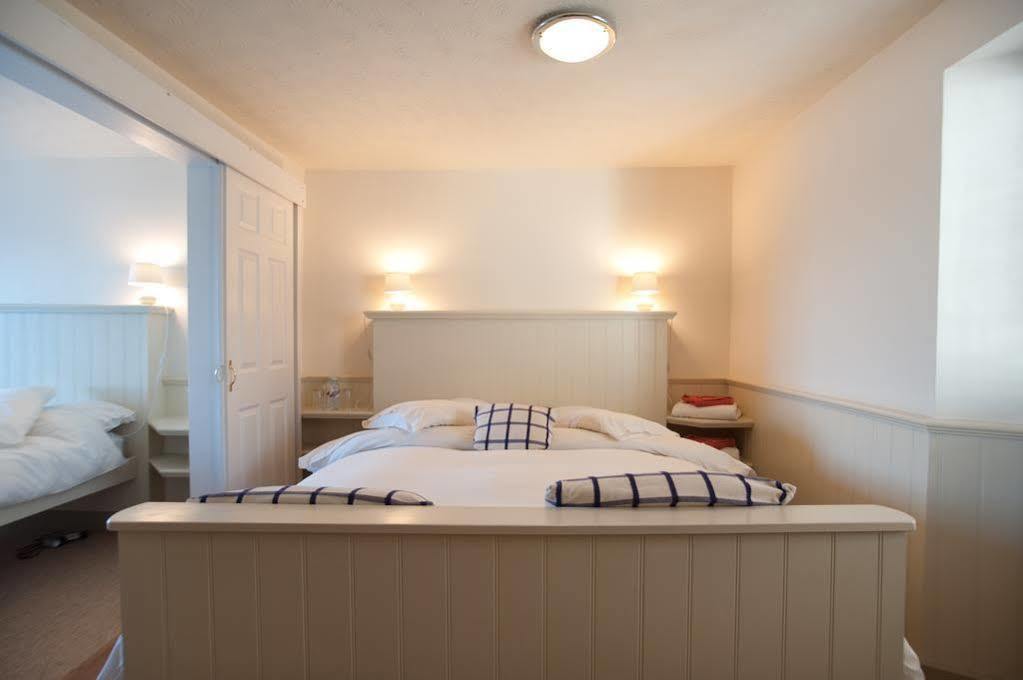 The Cricket Inn Beesands Eksteriør billede